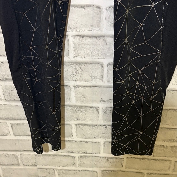 Black/silver Geometric Print Leggings with pockets, XL - Picture 4 of 8